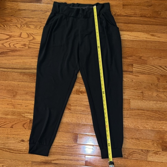 Nike sweatpants/joggers - Picture 4 of 11